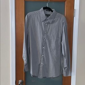 Gray long sleeve men’s shirt